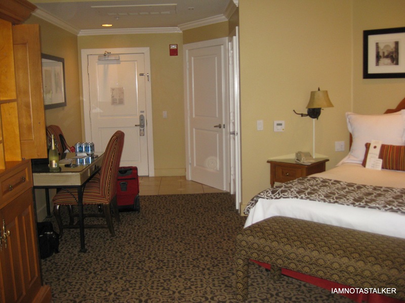 Adjoining Hotel Rooms