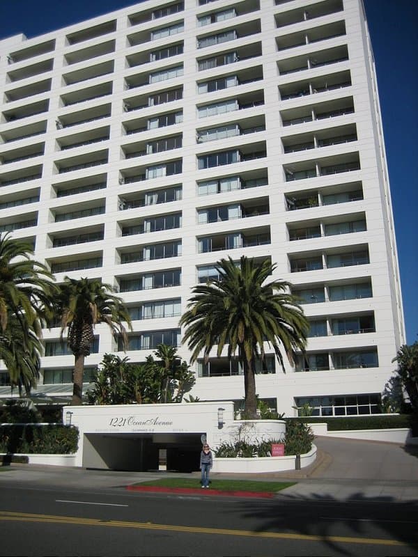 Britney Spears’ Former Santa Monica Condo